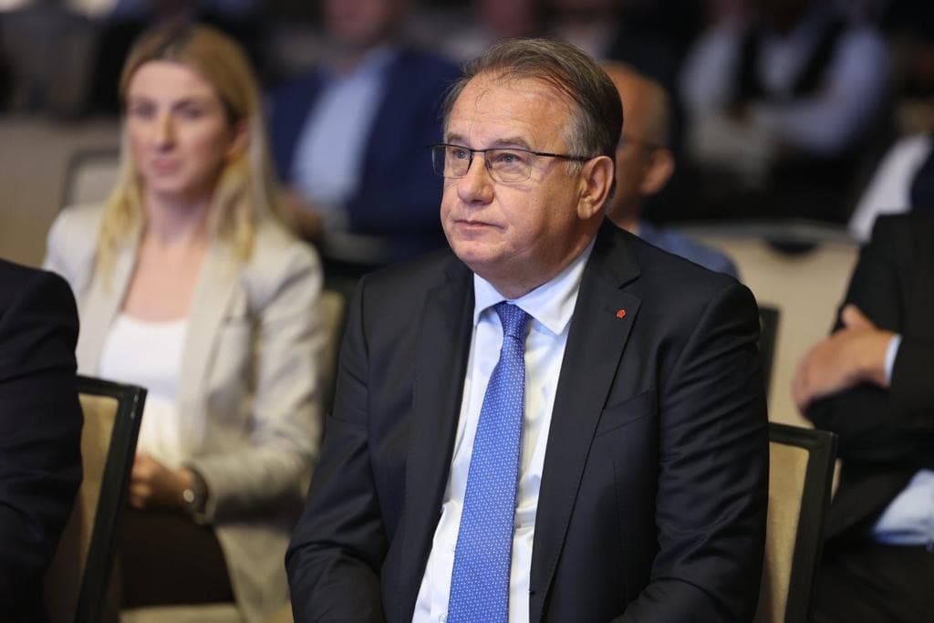 Zdravstveno stanje premijera Nikšića stabilno nakon operativnog zahvata