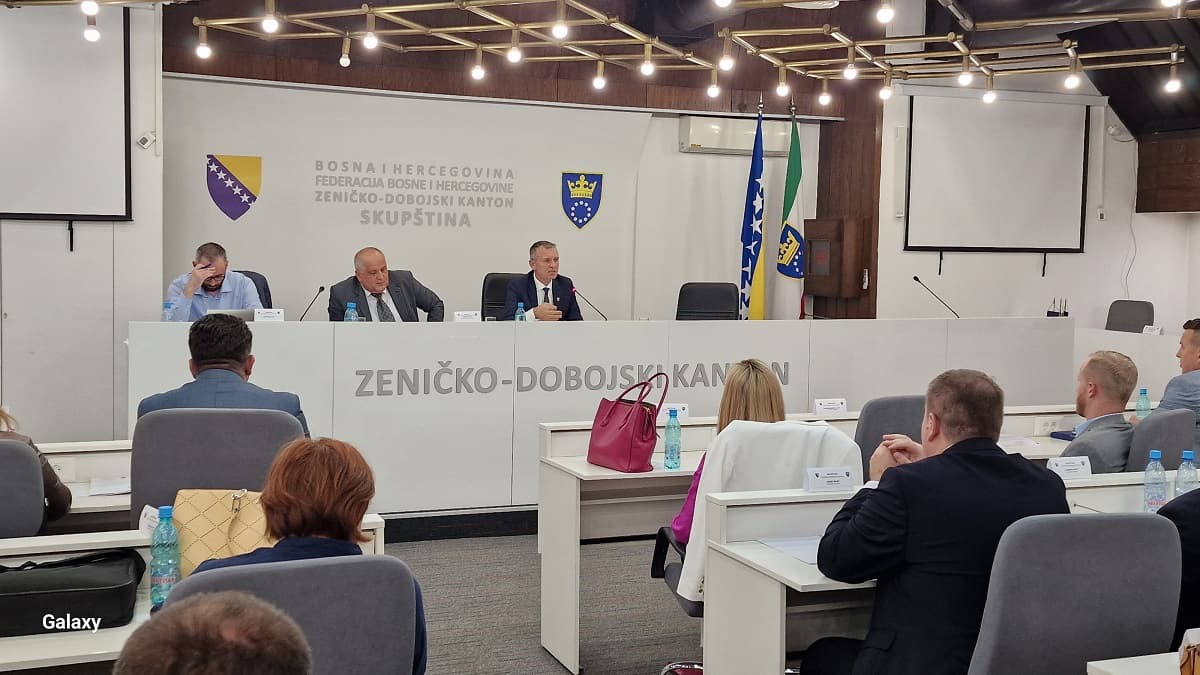 Skupština ZDK izglasala nepovjerenje Vladi ZDK