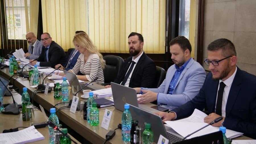 Vlada ZDK usvojila odluku o dodjeli sredstava sportskim klubovima