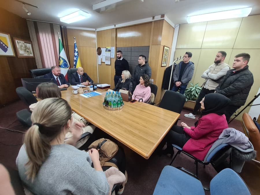 Subvenciju za pokretanje biznisa dobilo 13 mladih iz ZDK
