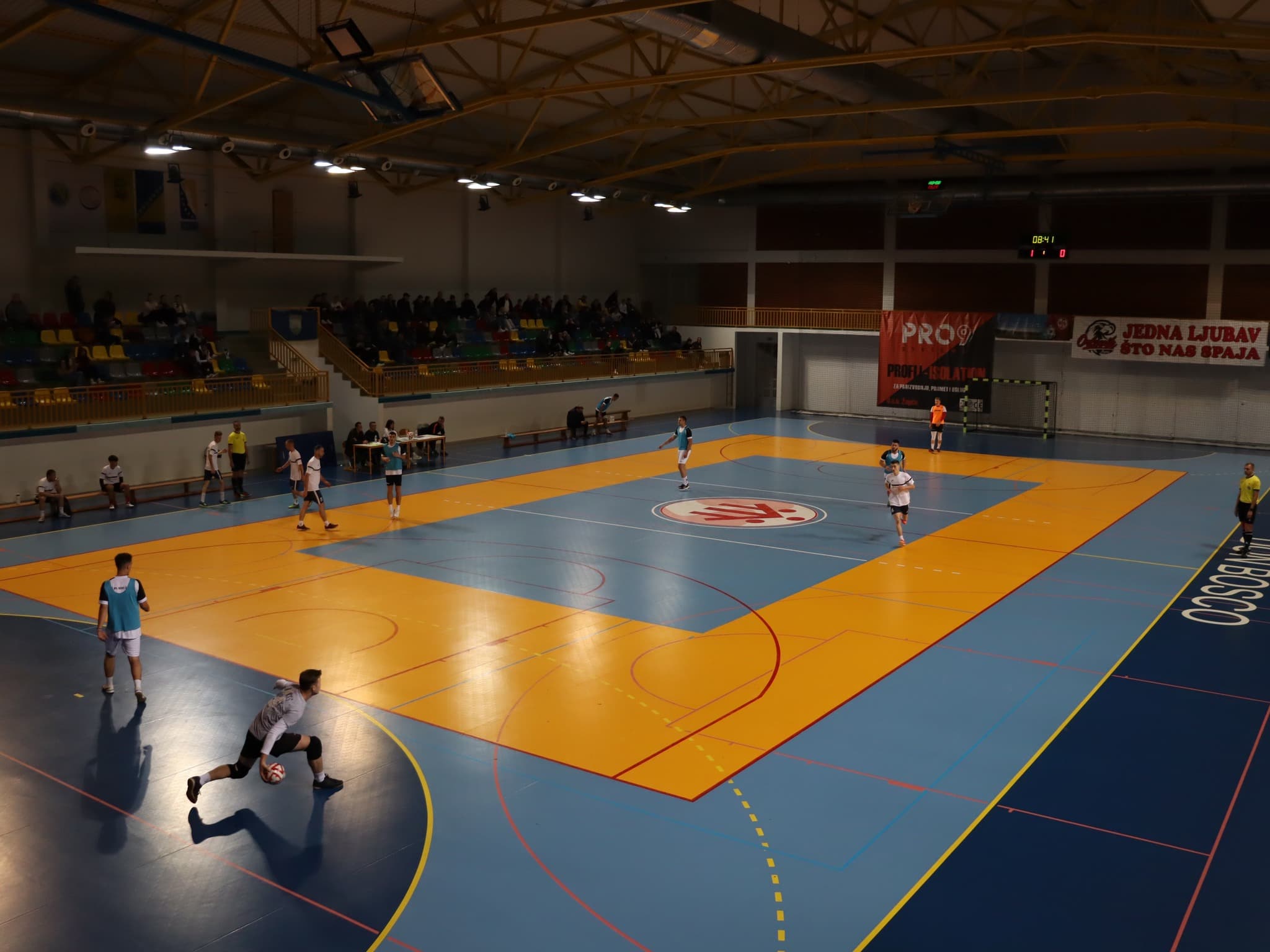 Večeras finale Božićnog malonogometnog turnira u Žepču