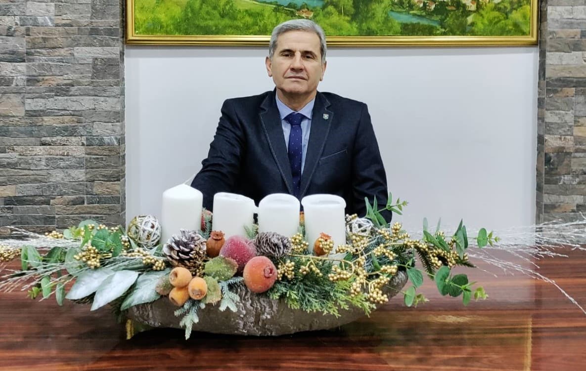 Načelnik Zovko uputio Božićno-novogodišnju čestitku