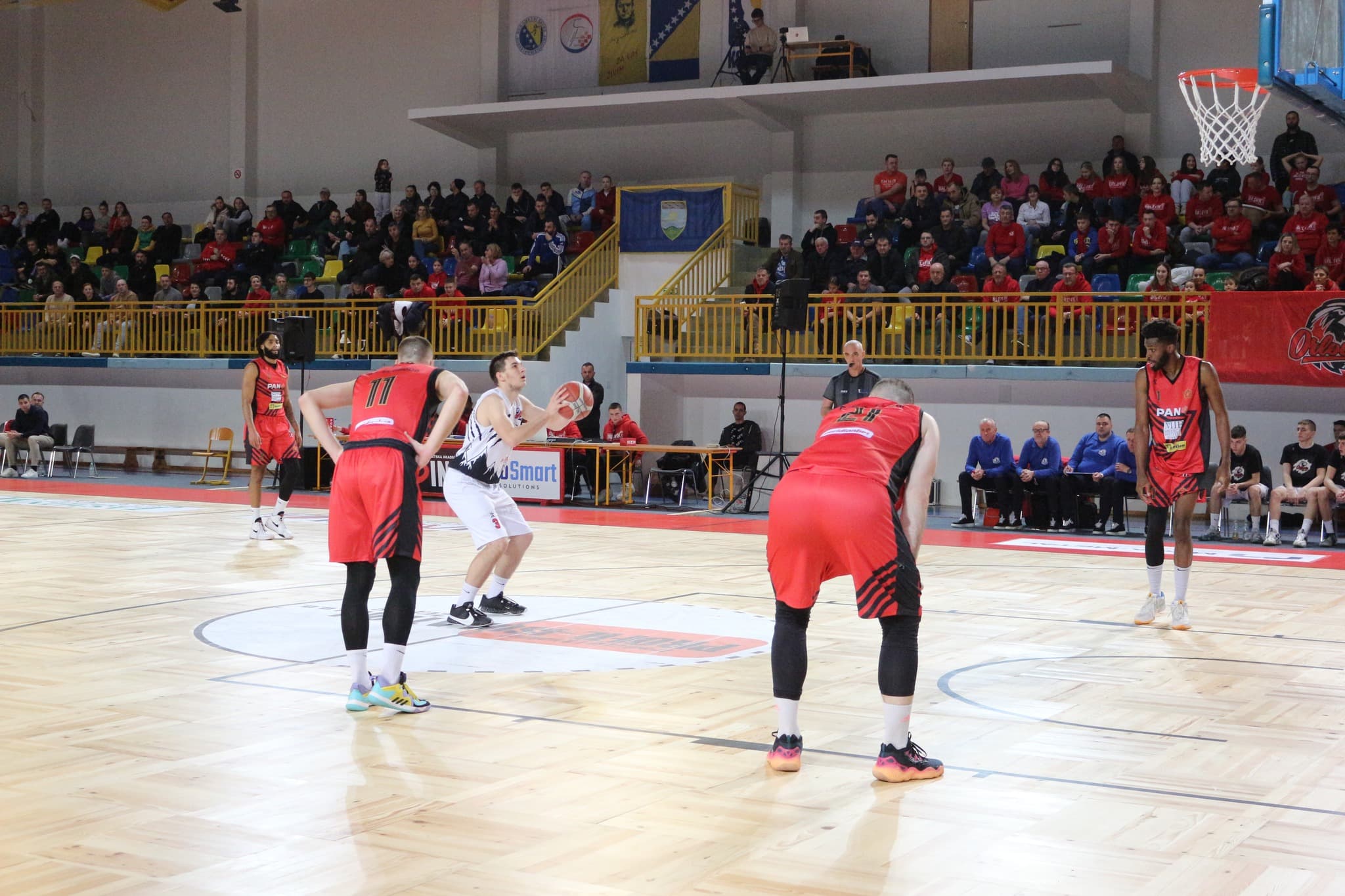 Slobodi puni plijen u Žepču, Tuzlaci prejaki za Orlovik