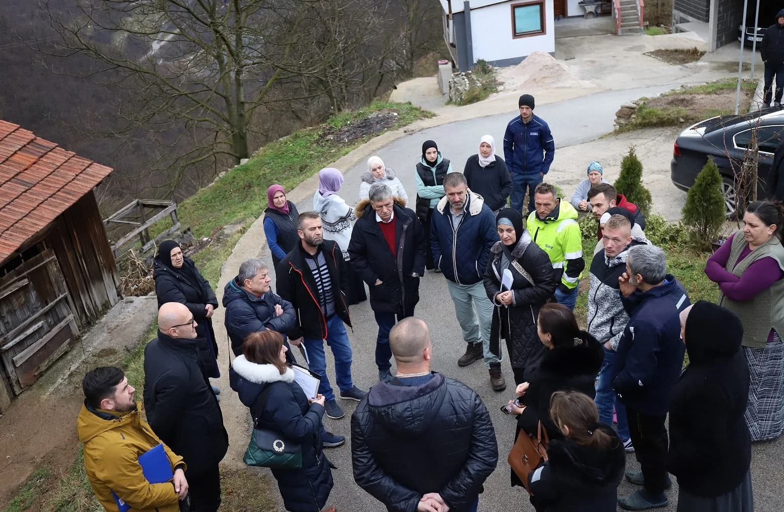 Gradonačelnik Kasumović posjetio mještane Ljubetova: Po 1000 KM najteže pogođenim