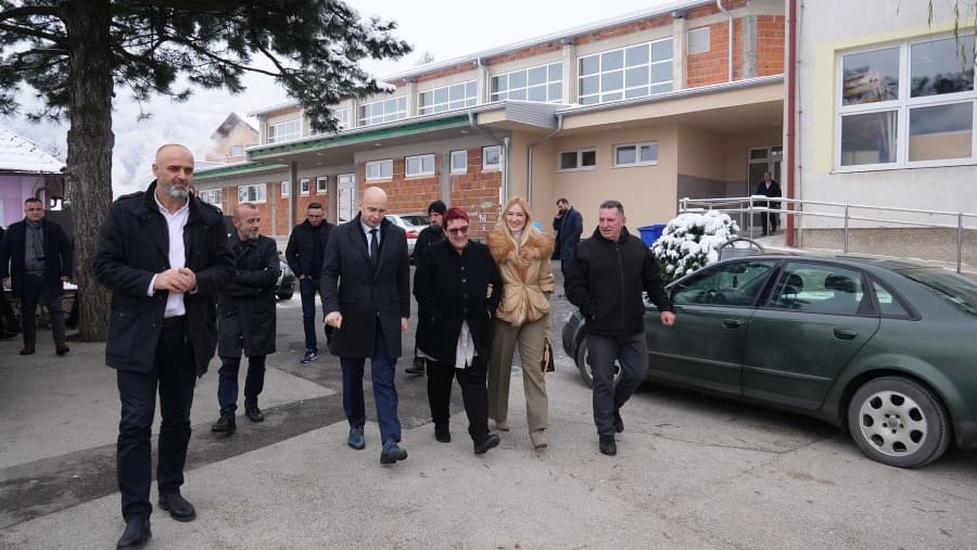 Premijer i ministri Vlade ZDK boravili u posjeti Željeznom Polju