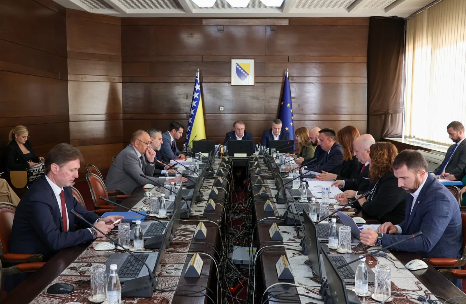 FMERI: Vlada Federacije BiH izdvojila skoro pet miliona KM za uvezivanje radnog staža