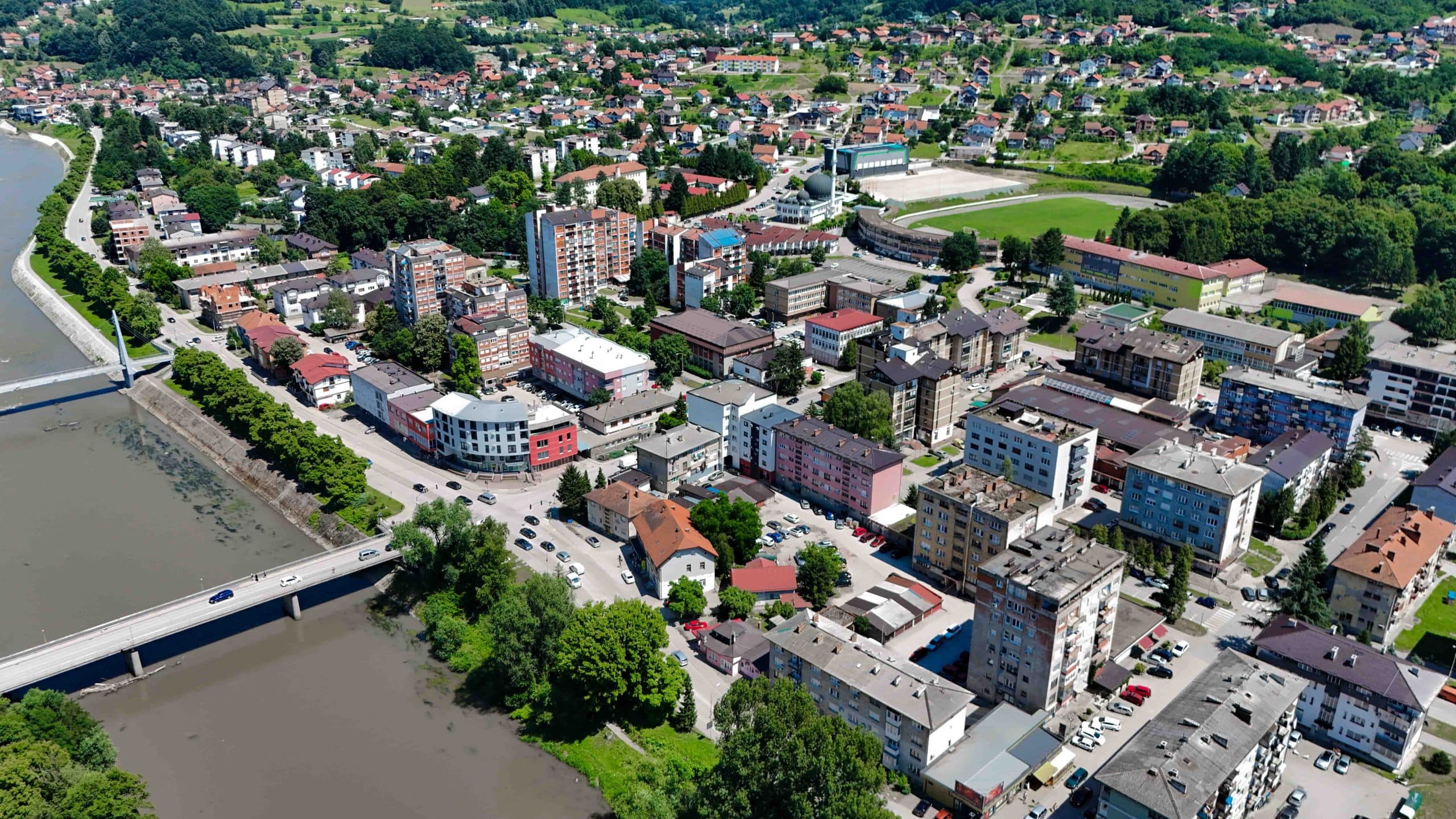 Prognoza vremena: Sunčano uz umjerenu oblačnost, ponegdje lokalni pljuskovi
