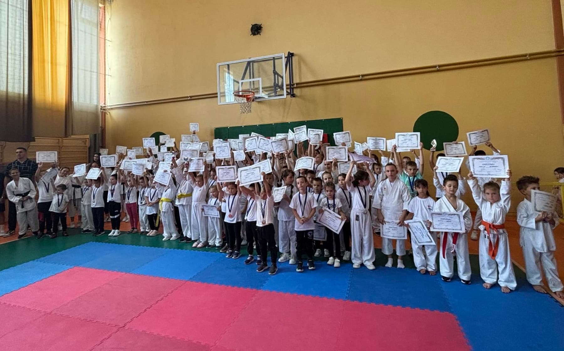 Više od 150 karatista Leoparda uspješno položilo za nova zvanja