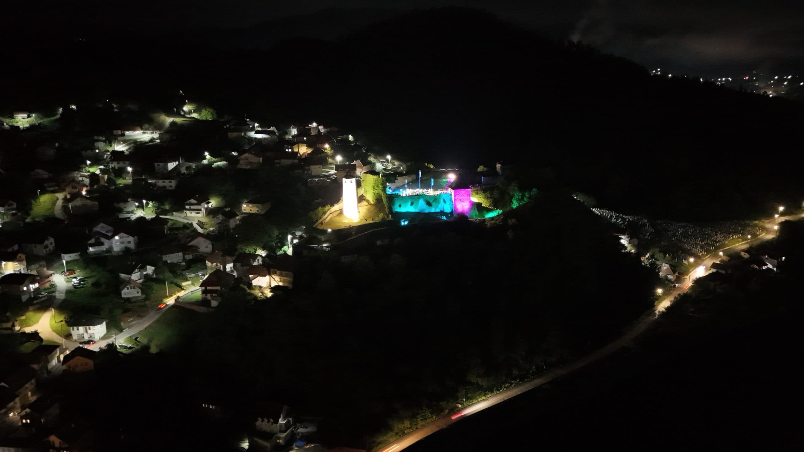 Na maglajskoj tvrđavi sinoć počeo treći Maglaj Spirit Weekend