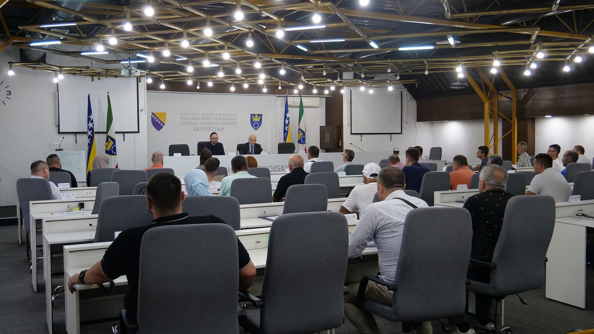 Potpisani ugovori za finansiranje projekata s pozicije Ureda premijera ZDK