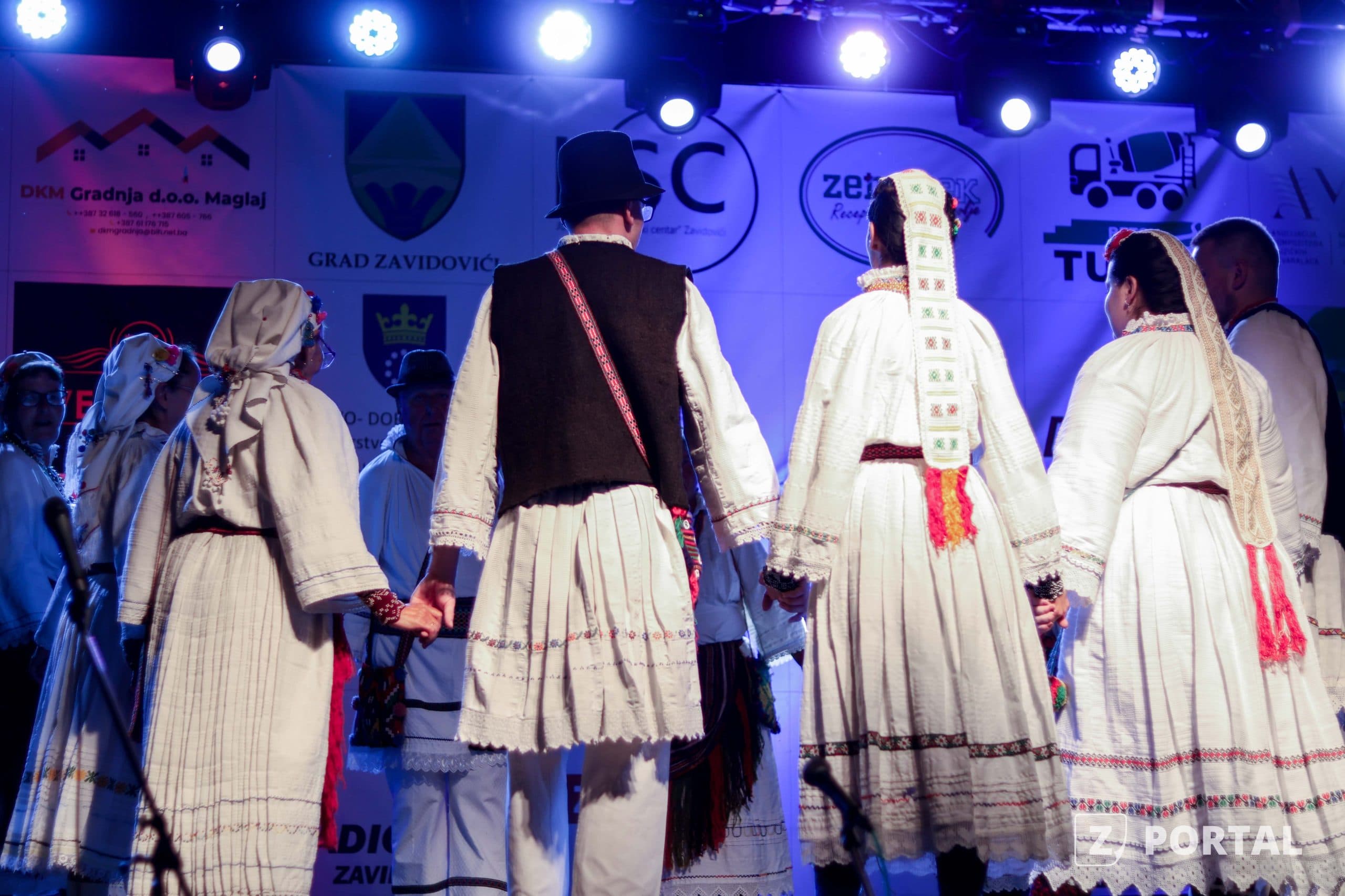 Održana Smotra folklora u sklopu manifestacije “Ljeto u gradu”