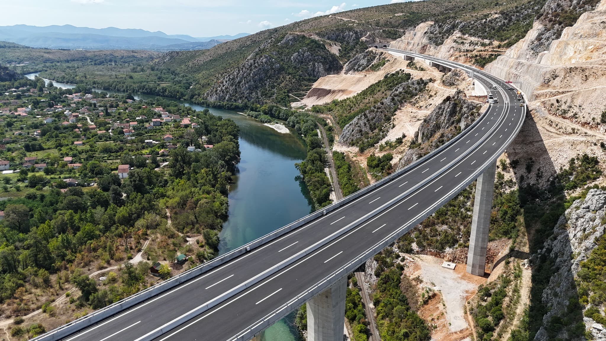Svečano otvoren most “Hercegovina”: BiH autocestom povezana s Hrvatskom
