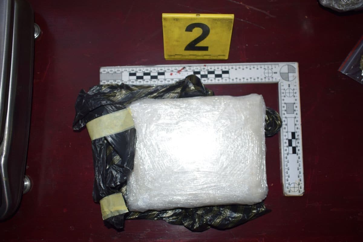 Izvršenim pretresom kuće u Zenici pronađen 1,2 kg opojne droge