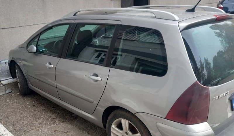 Policija u Zenici oduzela putničko vozilo i moped zbog neplaćenih kazni