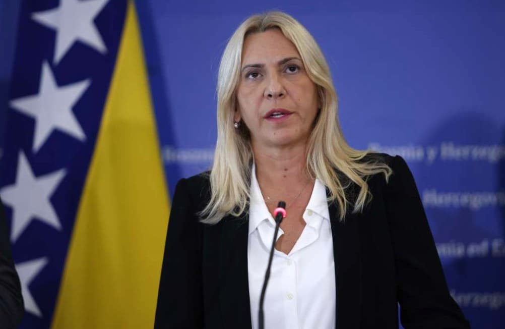 Željka Cvijanović uputila novogodišnju čestitku: Neka naredna bude godina ekonomske i političke stabilnosti