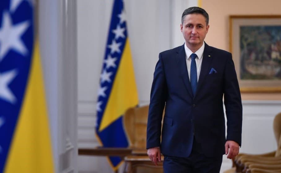 Denis Bećirović uputio novogodišnju čestitku: Ponovo smo pokazali nadaleko poznatu solidarnost