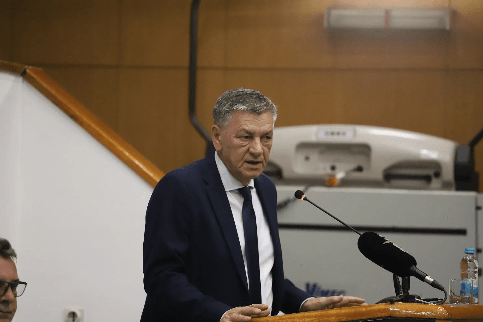 Gradonačelnik Kasumović uputio čestitku u povodu Uskrsa i Vaskrsa