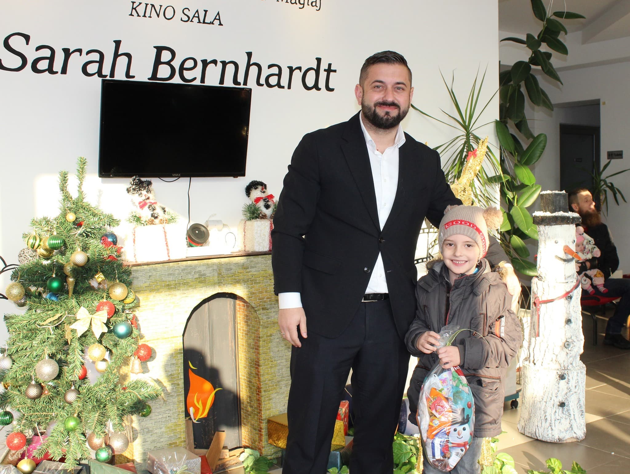 Načelnik Maglaja obradovao mališane iz porodica korisnika Centra za socijalni rad