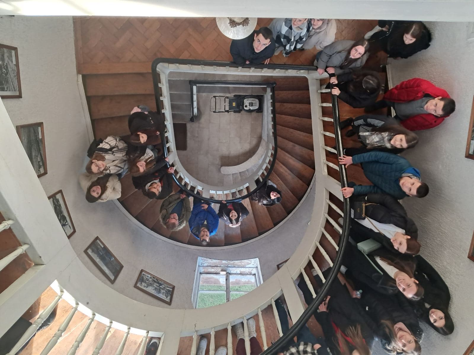 Crveni križ Zavidovići realizuje novi projekat: Mladi kao graditelji mostova između različitih zajednica