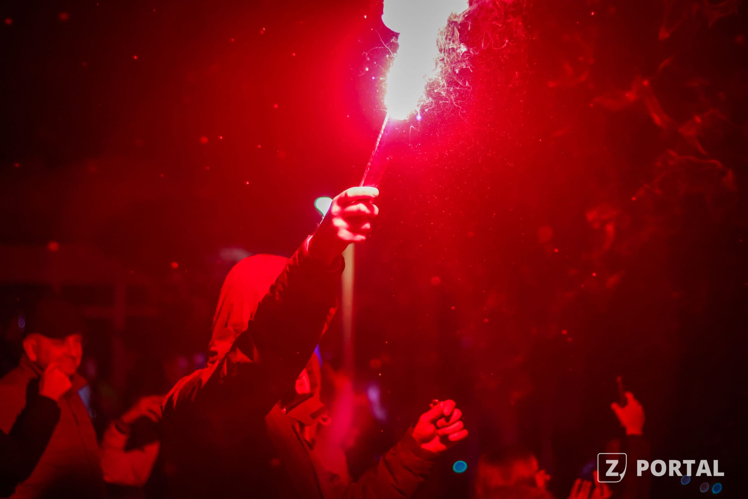 BH Fanaticosi uz vatromet i bakljadu u Žepču i Zavidovićima obilježili Dan nezavisnosti BiH