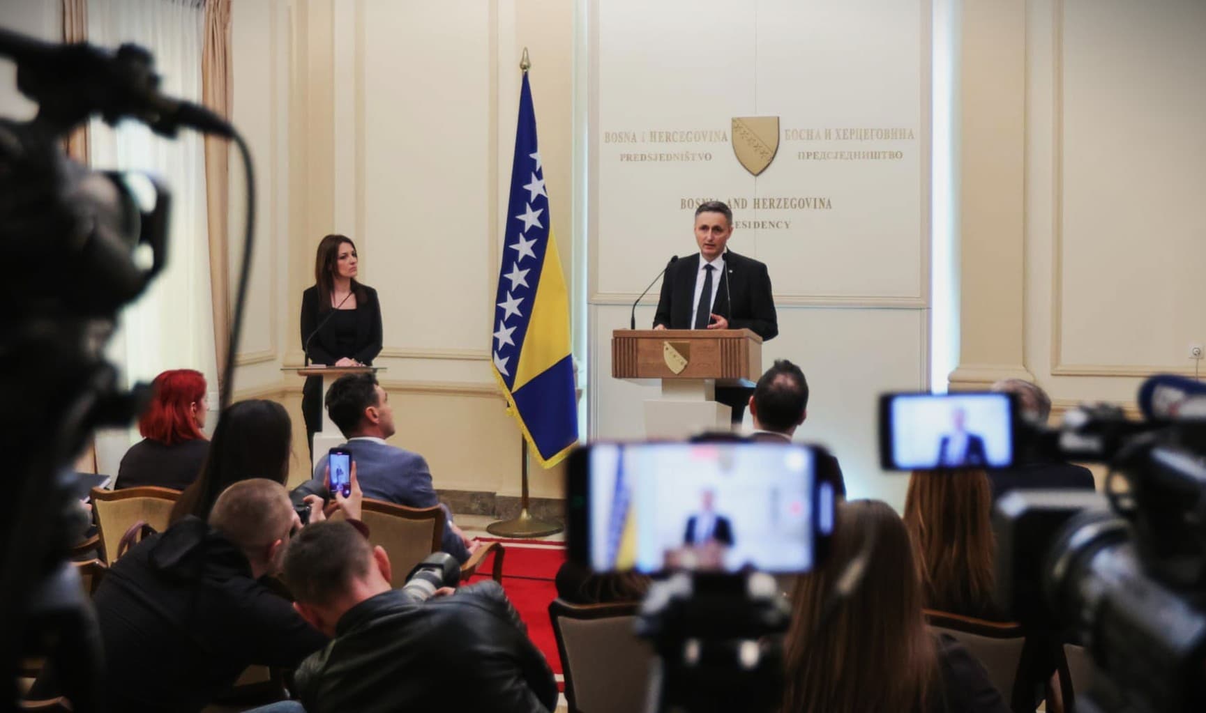 Denis Bećirović: Svako ko nasrne na državu, država će snažno odgovoriti