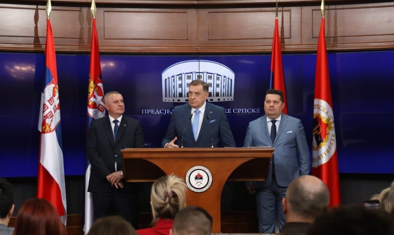 Raspisana centralna potjernica: Traže se Dodik, Višković i Stevandić