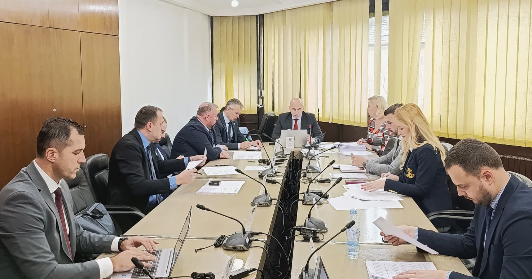 Vlada ZDK odobrila sredstva za penzionisanje 129 radnika Krivaje, Metalnog i Željezare