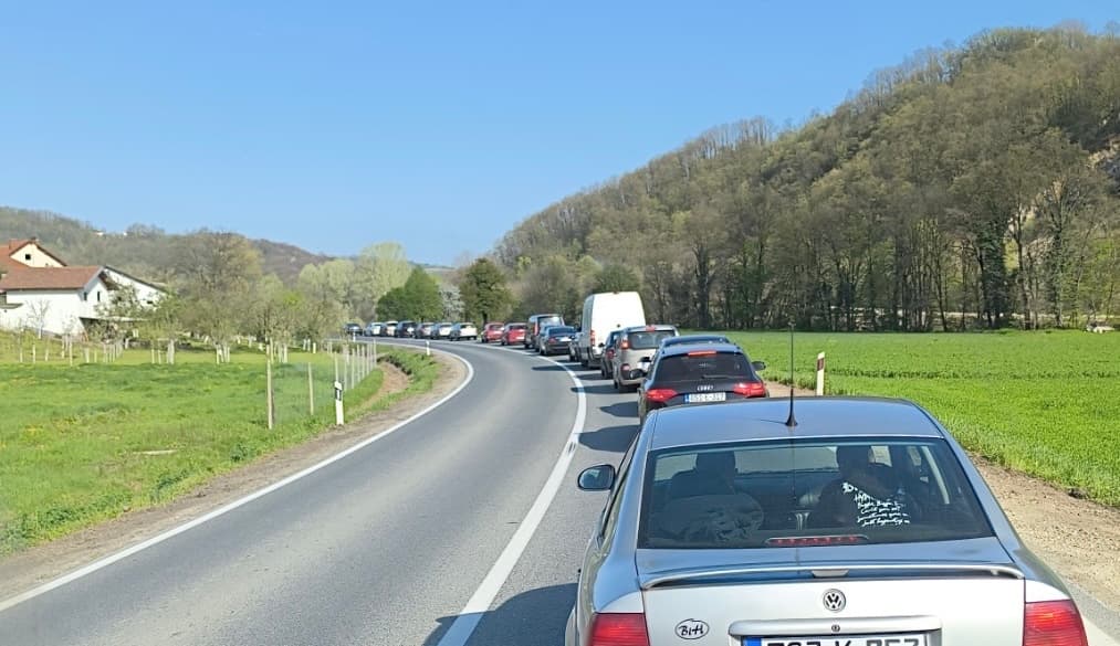 Saobraćajna nezgoda u Šijama, saobraćaj obustavljen