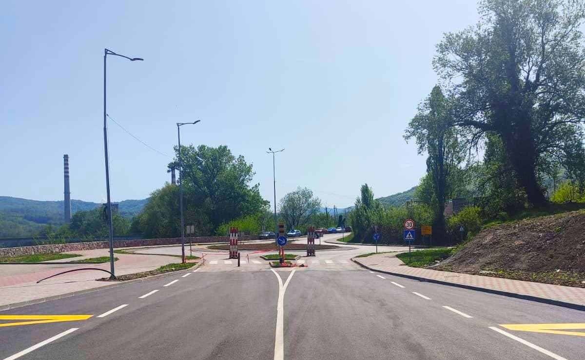 U saobraćaj puštena ulica Srebreničkih žrtava rata u Maglaju
