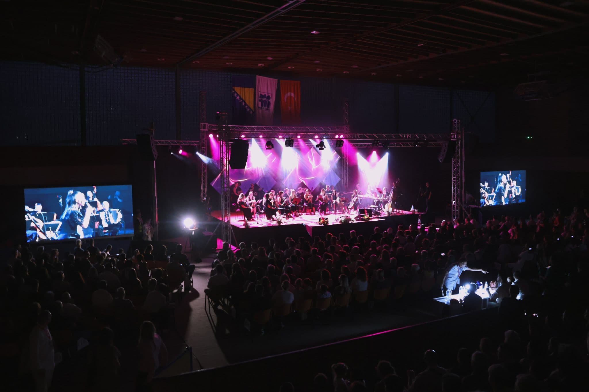 Nagrađeni i najbolji izvođači zabavne muzike na festivalu Studentsko ljeto