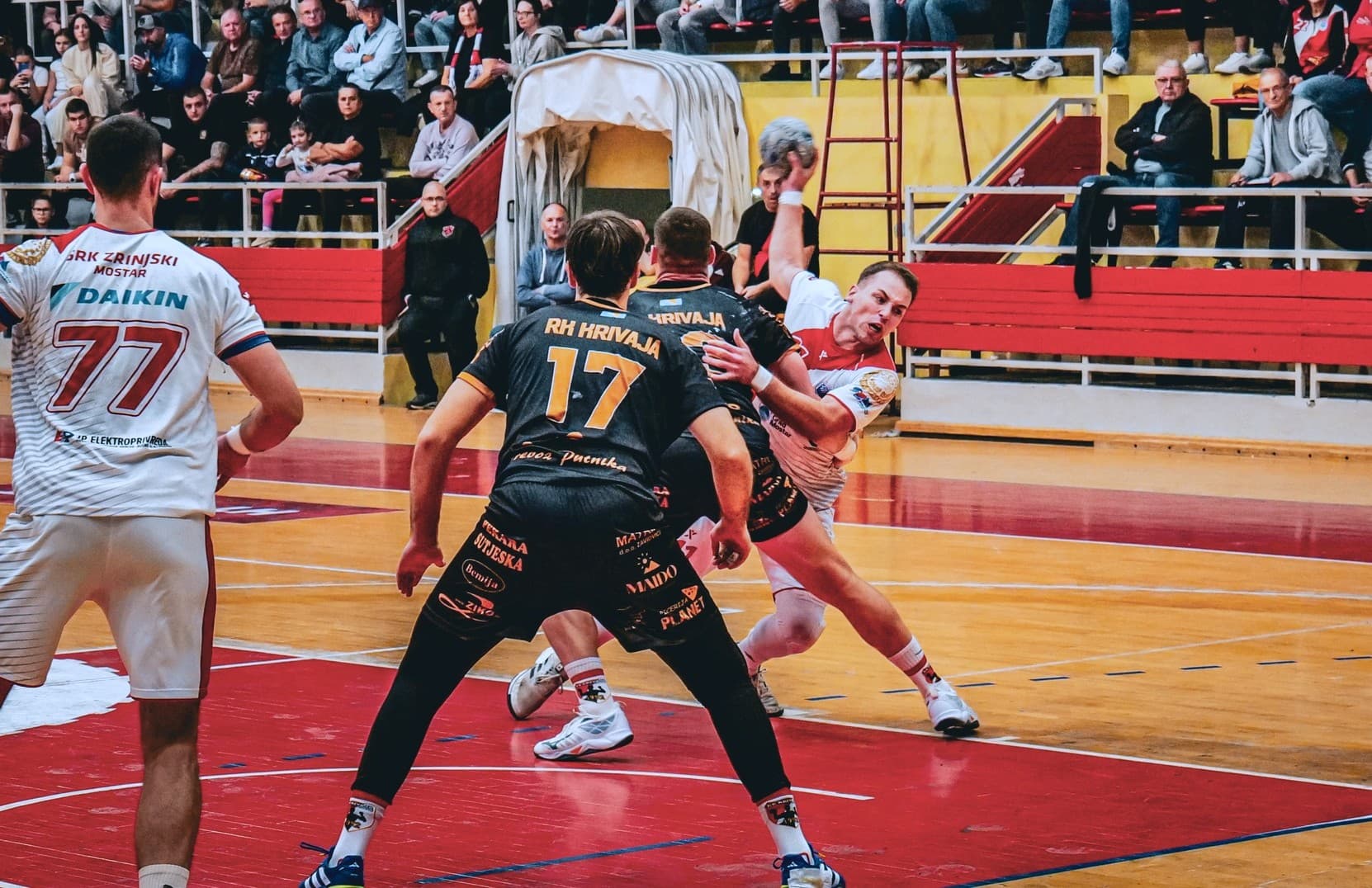 Rukometaši Zrinjskog bolji od Krivaje na otvaranju premijerligaške sezone