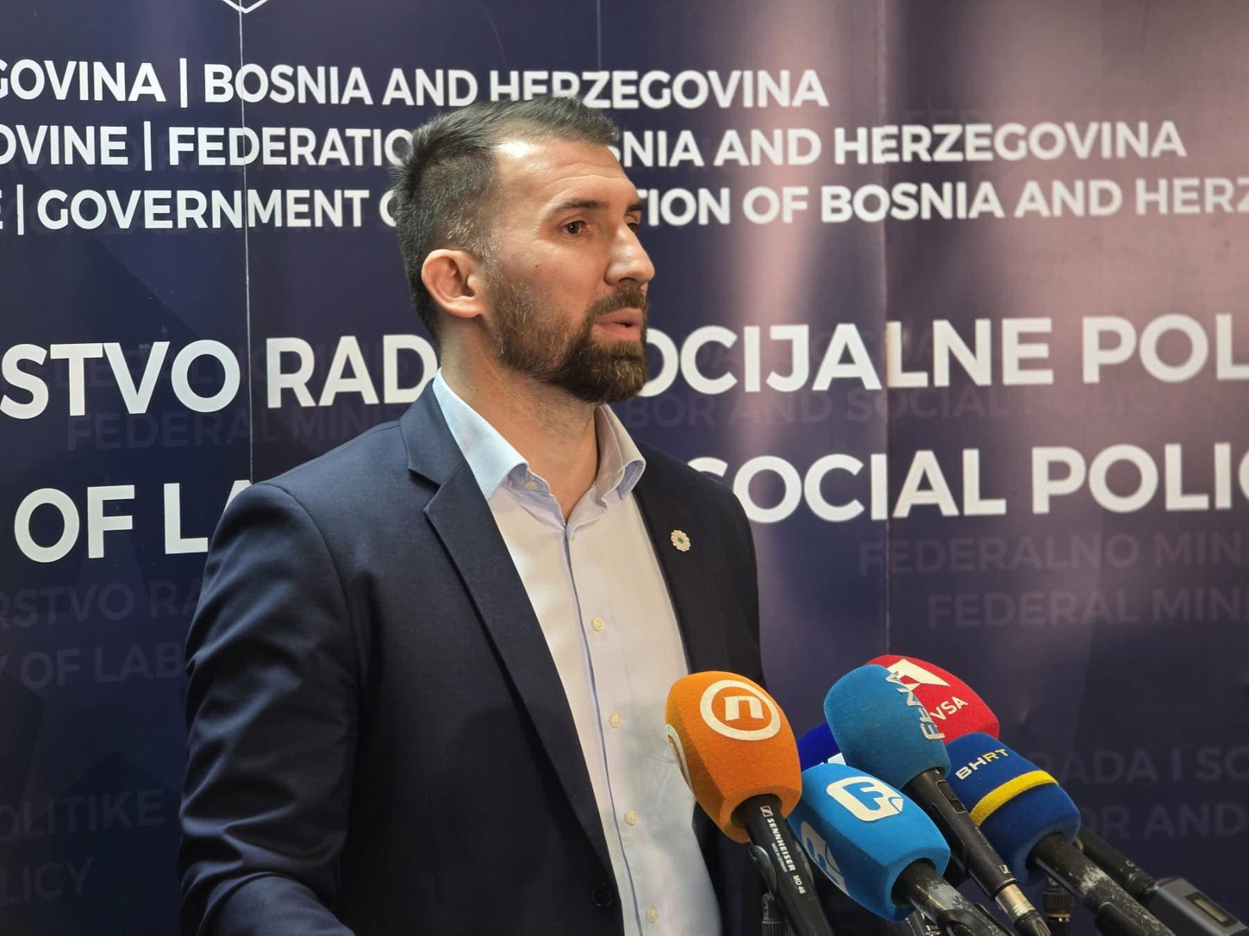 Ministar Delić: Federacija BiH podijelila više od 10 miliona KM kroz jednokratnu podršku za novorodenčadi