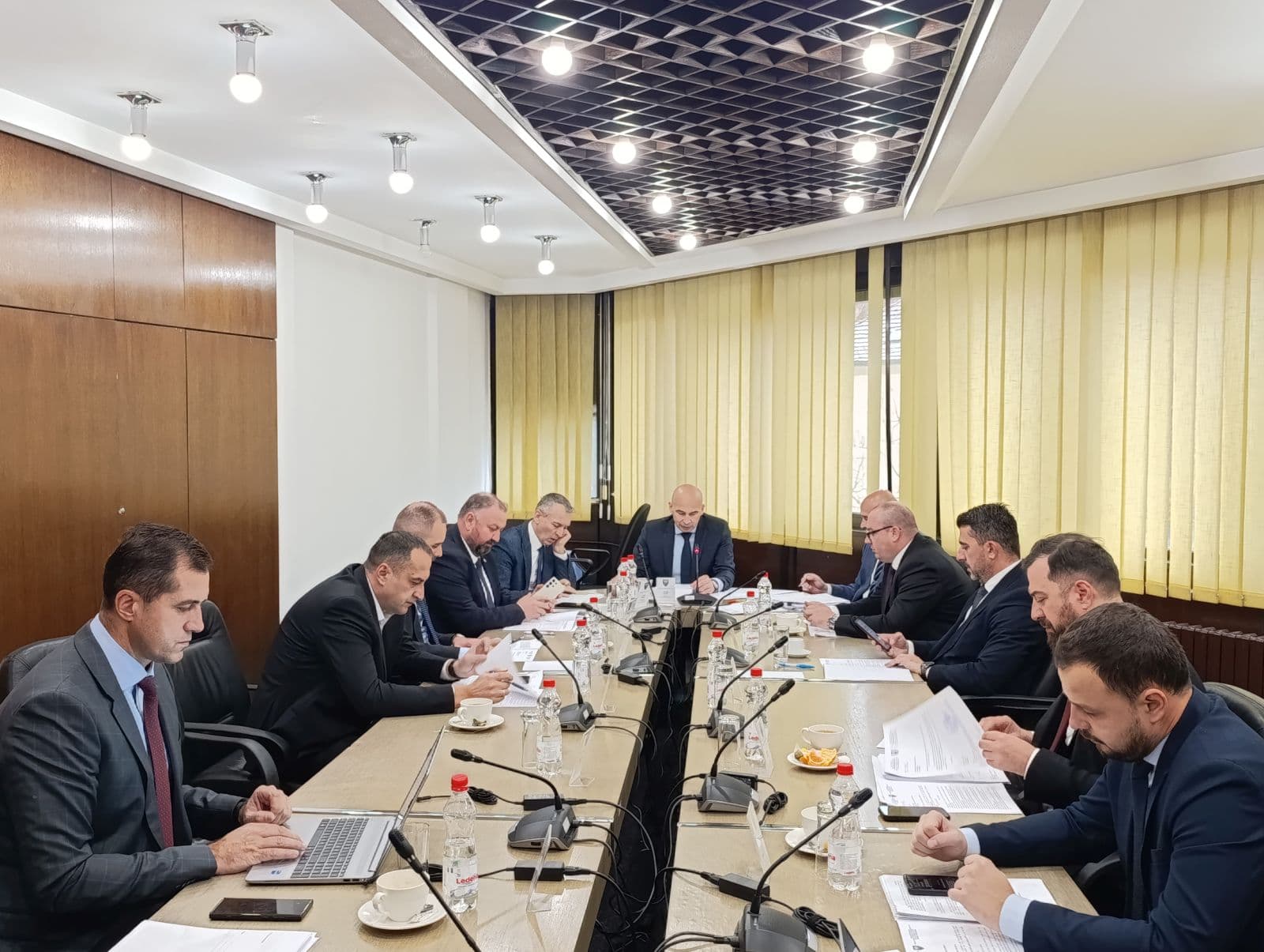 Usvojena odluka o dodjeli jednokratne novčane pomoći za 11.354 pripadnika branilačke populacije iz ZDK