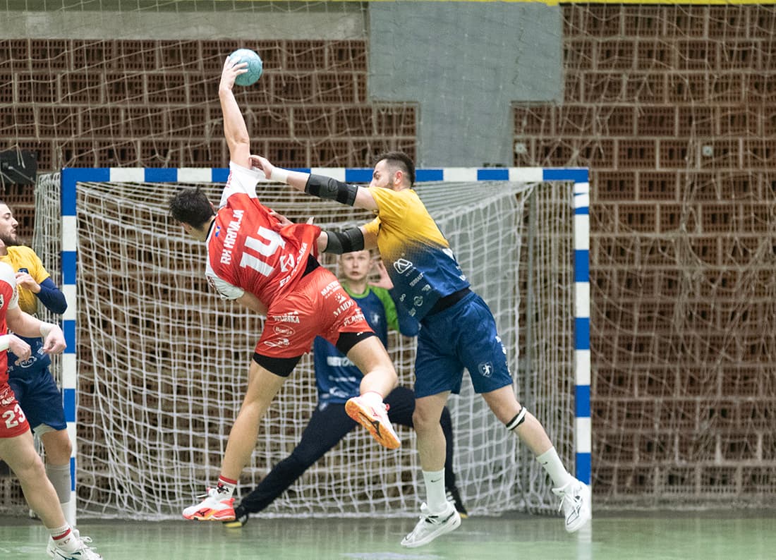 Rukometaši Krivaje u dobroj formi dočekuju Vogošću