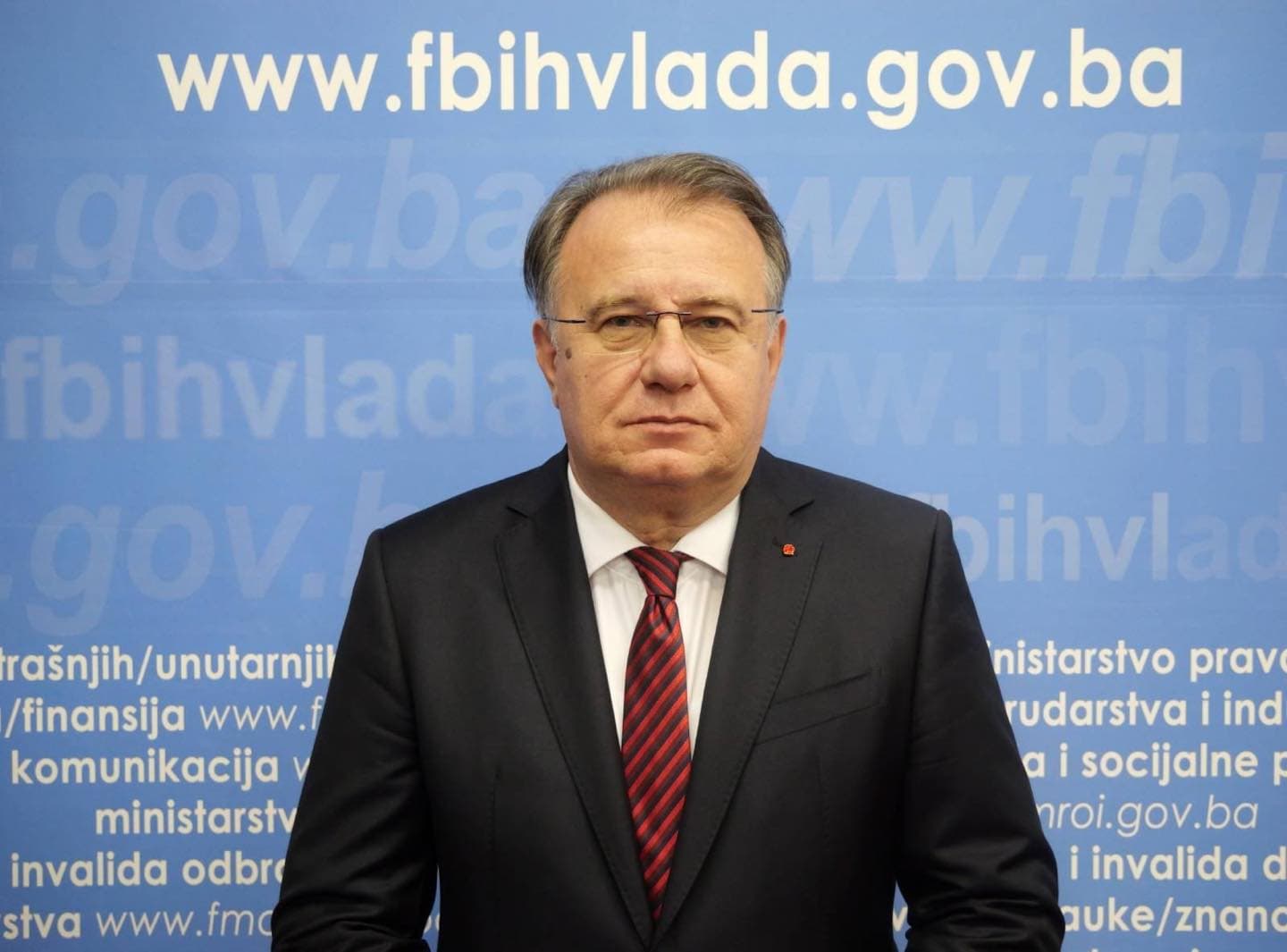 Federalni premijer Nermin Nikšić uputio bajramsku čestitku