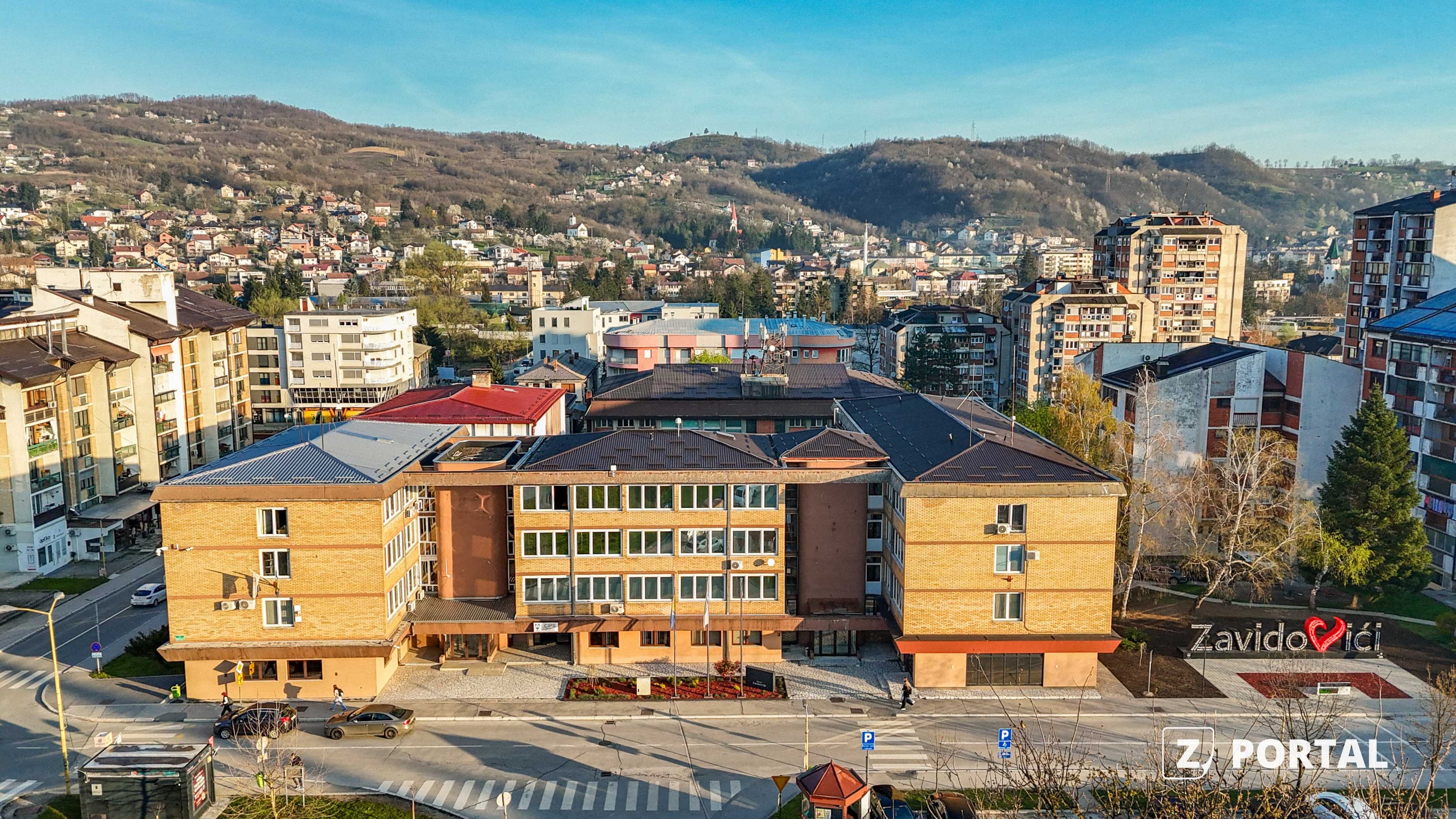 Objavljen konkurs za prijem više službenika u Gradu Zavidovići