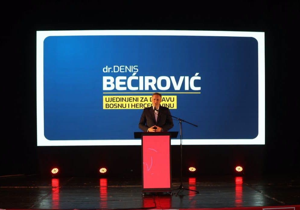 Denis Bećirović nakon izborne pobjede: Slobodarska, antifašistička i građanska BiH je živa