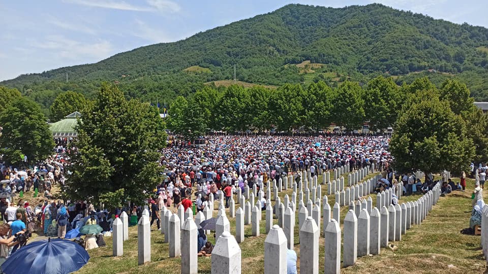 U Srebrenici klanjana dženaza za 19 žrtava genocida
