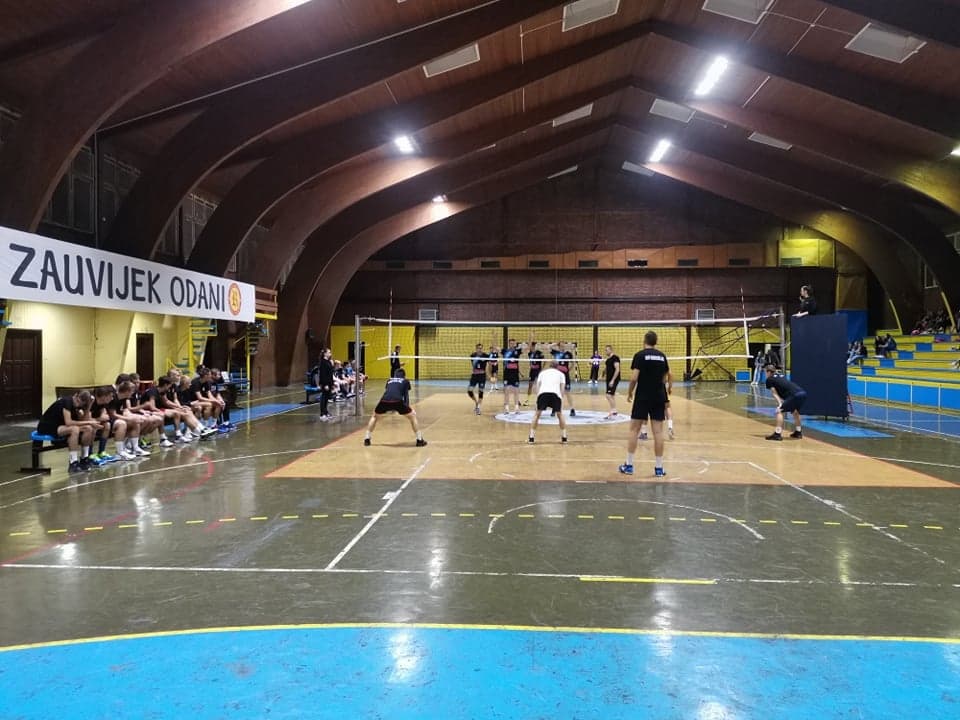 Poraz odbojkaša i odbojkašica Krivaje na startu nove sezone