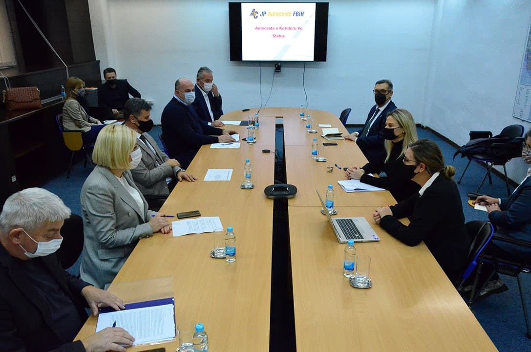 U Vladi FBiH održan sastanak o intenziviranju dinamike gradnje na Koridoru Vc