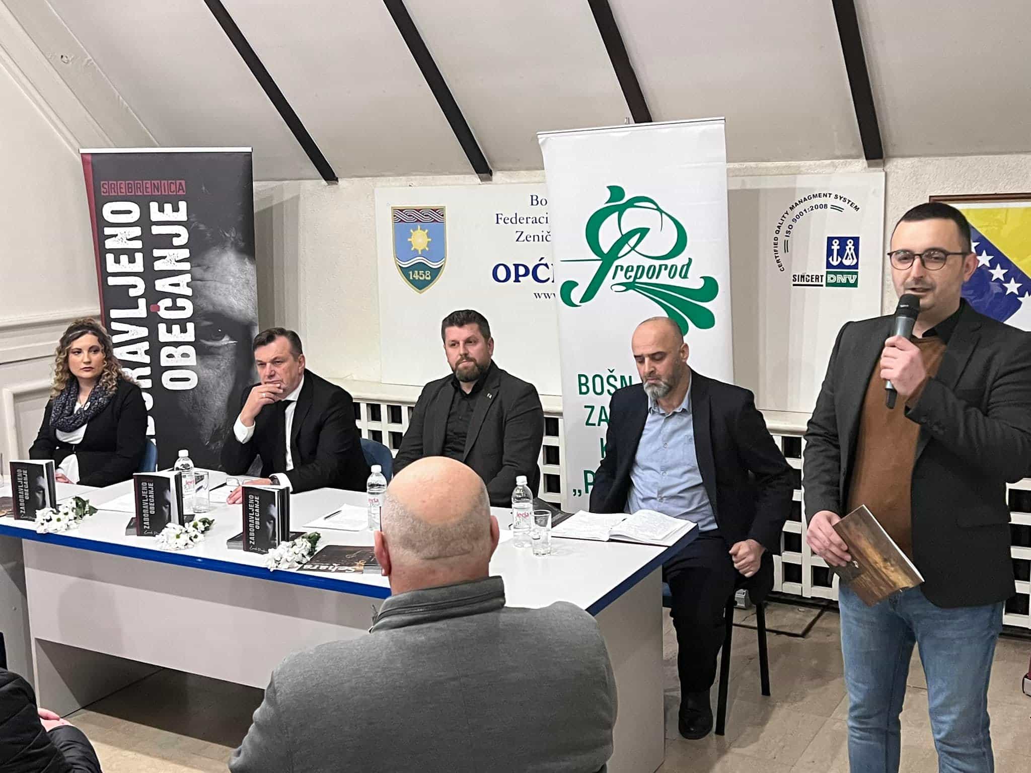 U Žepču održana promocija knjige Ćamila Durakovića