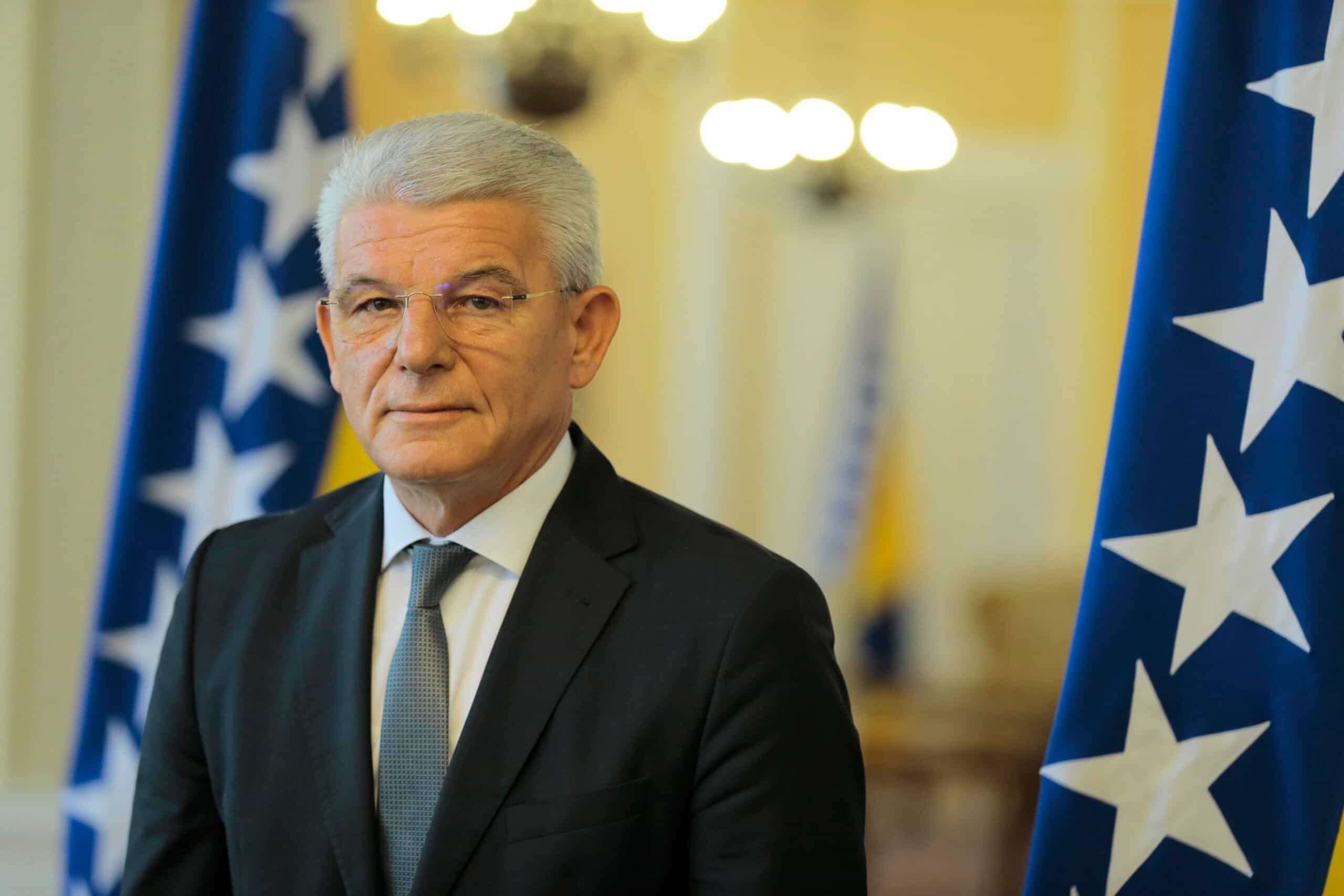 Šefik Džaferović preuzeo ulogu predsjedavajućeg Predsjedništva BiH