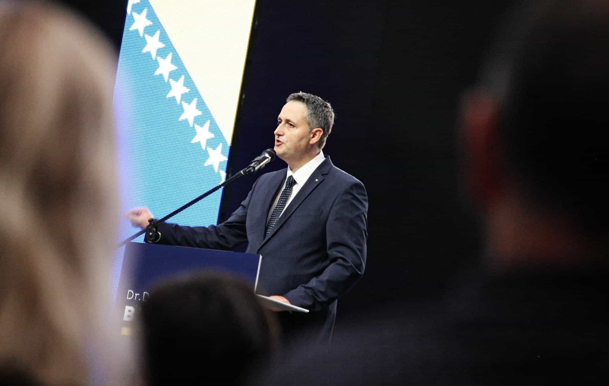 SDP i Denis Bećirović proglasili pobjedu: Hvala ljudi