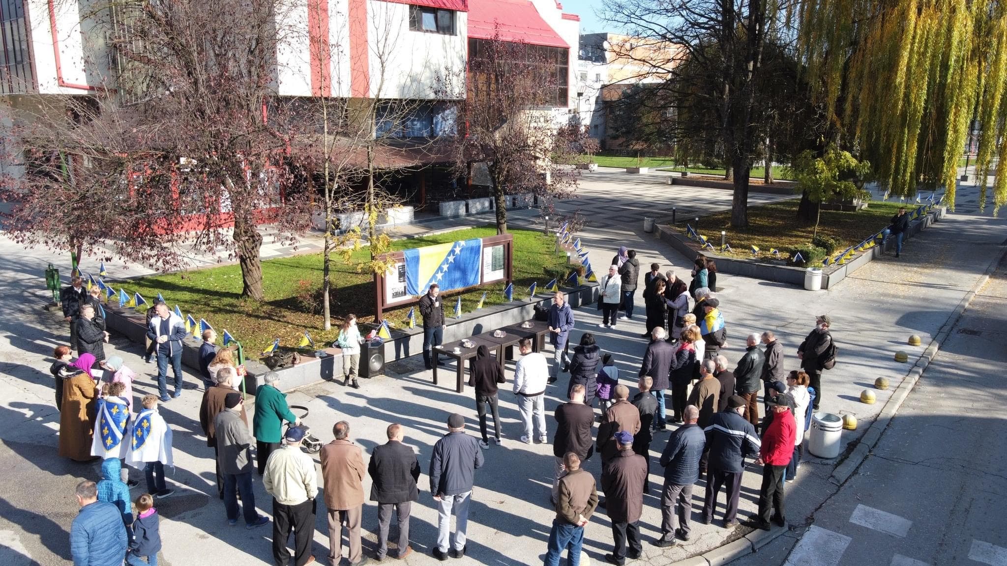 SDP u Zavidovićima i Žepču obilježio Dan državnosti BiH