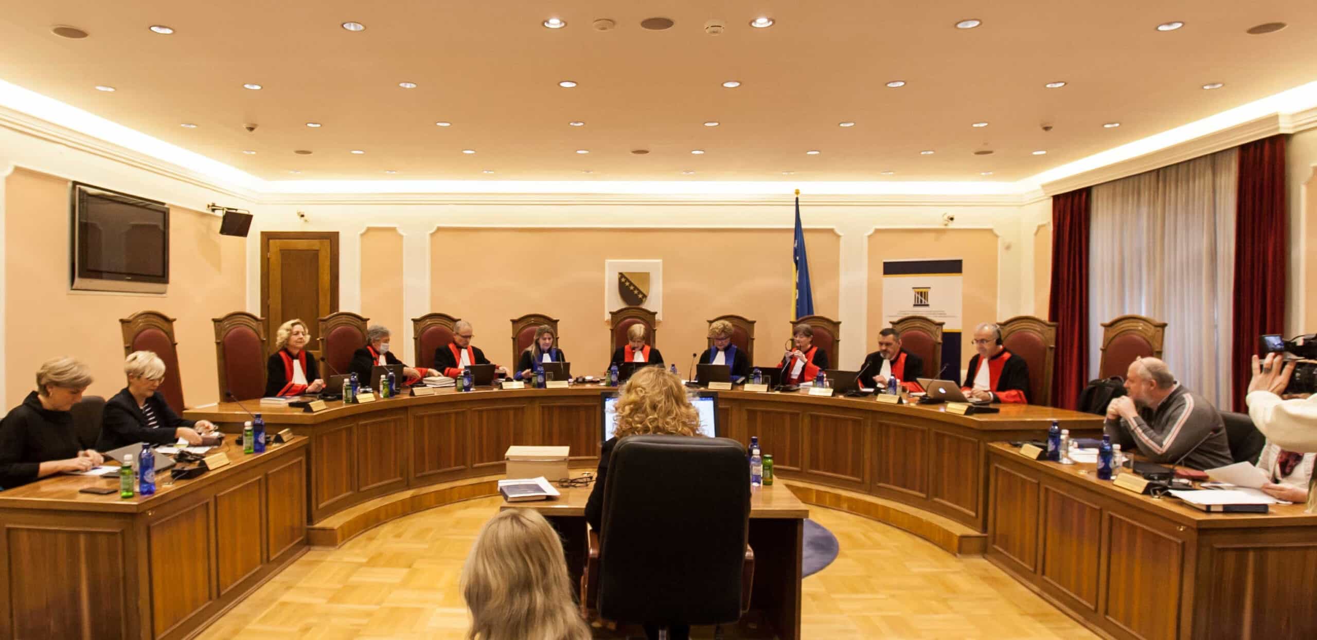Ustavni sud BiH odbacio zahtjeve Komšića i Džaferovića zbog Schmidtovih amandmana