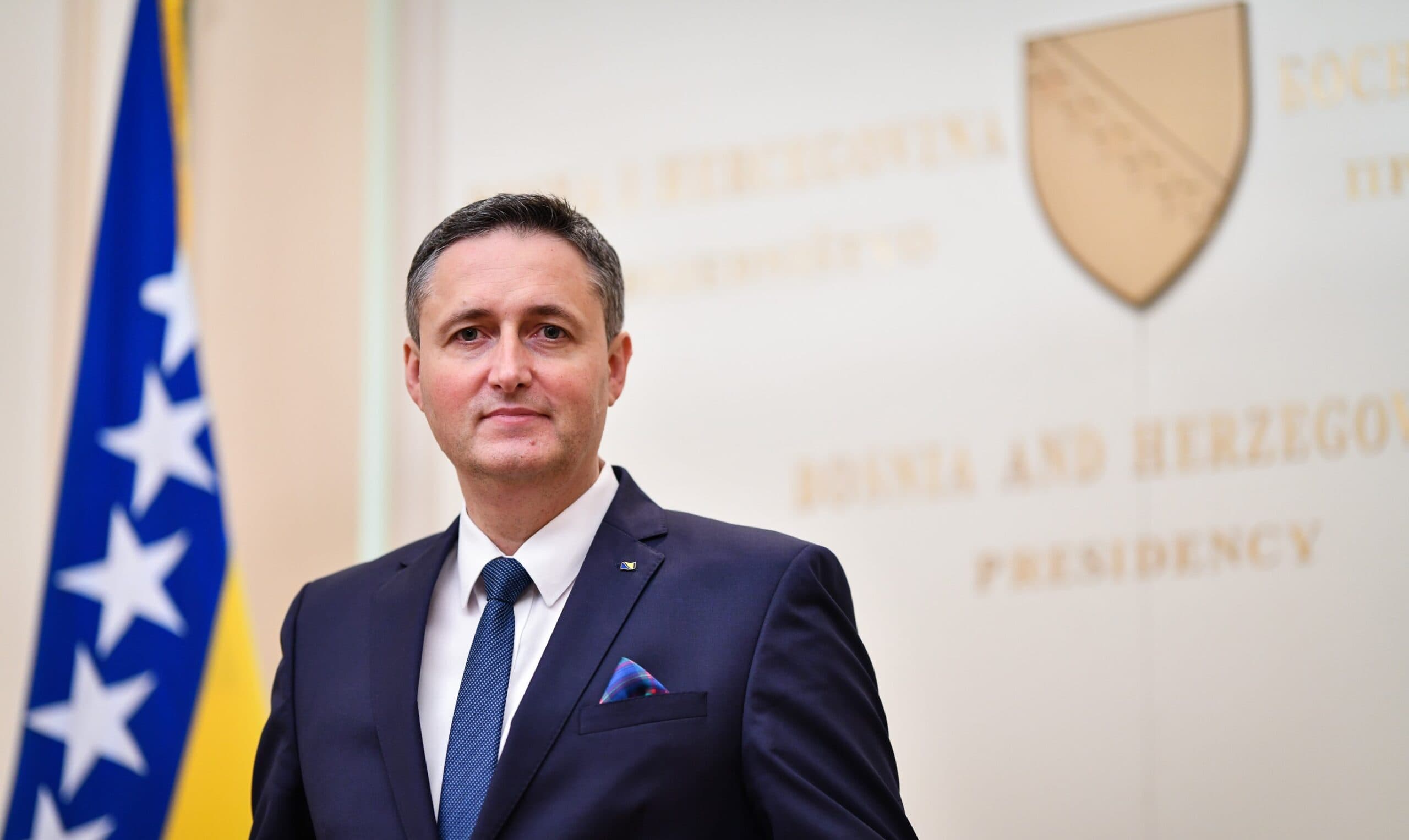 Denis Bećirović uputio čestitku u povodu Kurban-bajrama