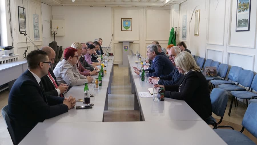 Premijerka Mehmedić i ministri Vlade ZDK posjetili Općinu Žepče
