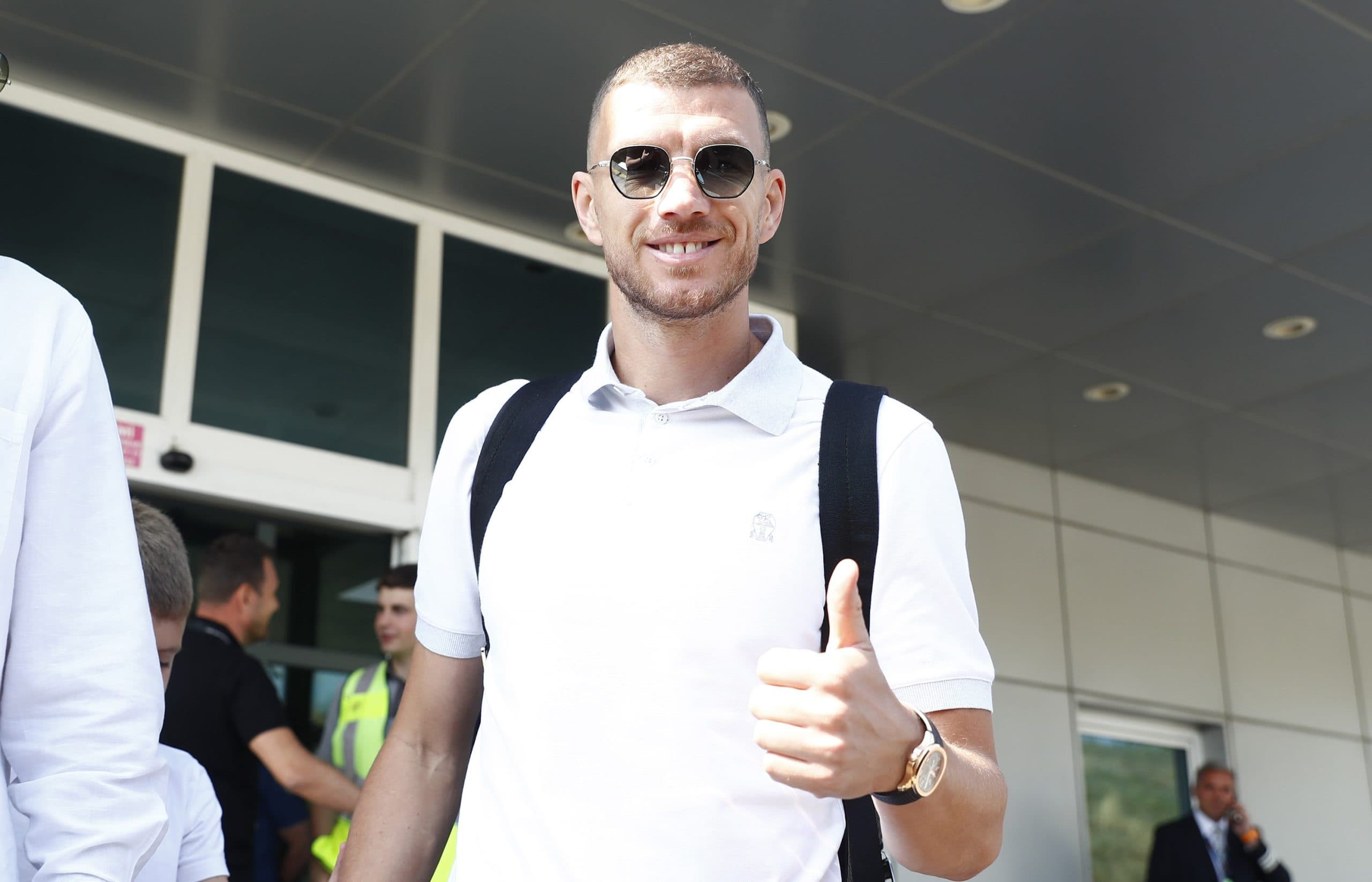 Edin Džeko doputovao u Istanbul kako bi kompletirao transfer u Fenerbahce