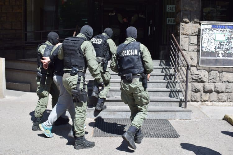 U nastavku operativne akcije META II slobode lišeno devet lica