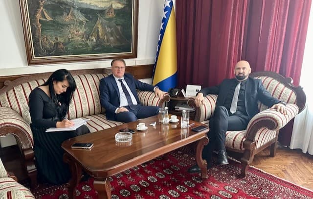 Sastanak premijera Nikšića i ministra Isaka povodom današnje akcije